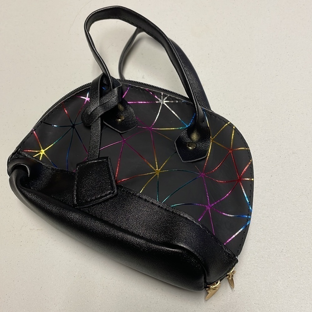 Black Geometric Ombre Design Dome Mini Bag - Picture 7 of 14